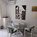 Whole House Ariela, 20m To The Beach, Has A Barbecue, 2 Terraces *