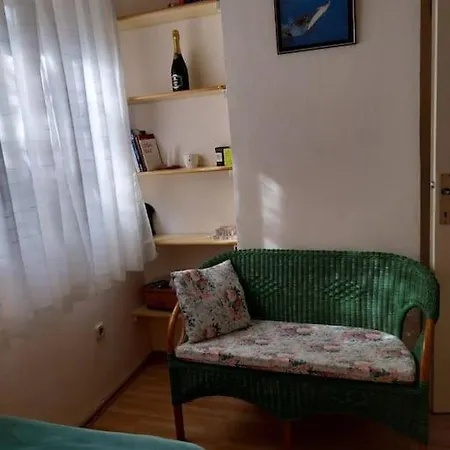 Whole House Ariela, 20m To The Beach, Has A Barbecue, 2 Terraces * Sibenik