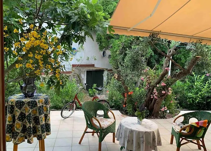 Whole House Ariela, 20m To The Beach, Has A Barbecue, 2 Terraces * Šibenik